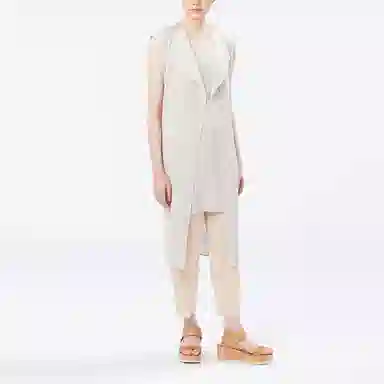 PLEATS PLEASE ISSEY MIYAKE SS22