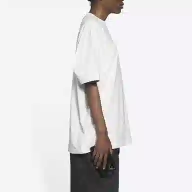 Balenciaga T