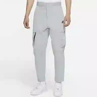 Nike Tech Essentials Light Smoke Grey