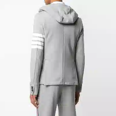 THOM BROWNE Logo