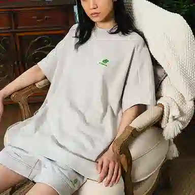 New Balance x nice rice LogoT