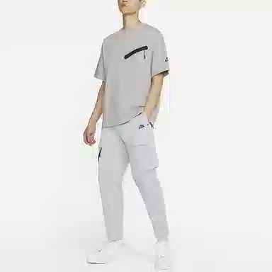 Nike Tech Essentials Light Smoke Grey