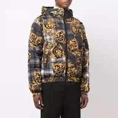 VERSACE