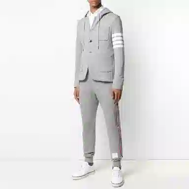 THOM BROWNE Logo