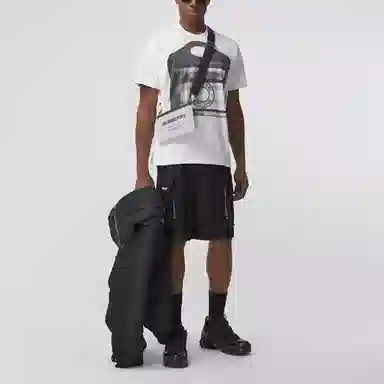 Burberry SS21 T