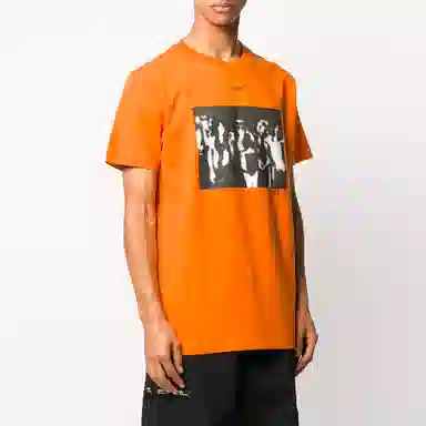 OFF-WHITE T