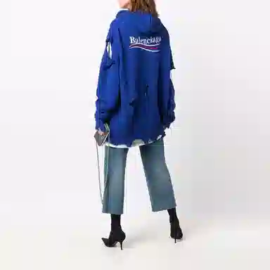 Balenciaga FW21 Logo
