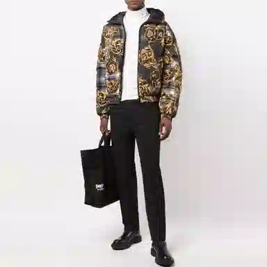 VERSACE