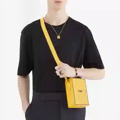 FENDI FW21 T