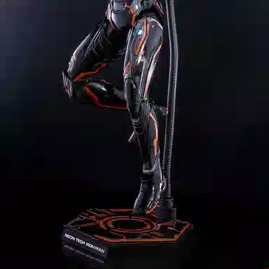 Hot Toys 3