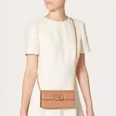 Valentino VLogo Signature