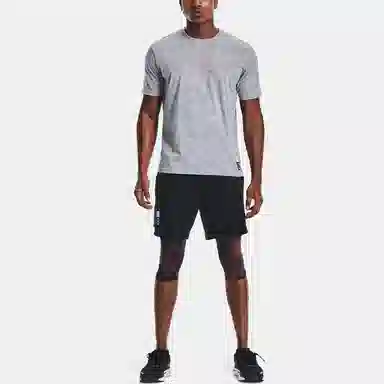 Under Armour T