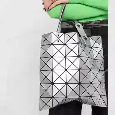 ISSEY MIYAKE Tote