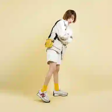 New Balance 327 Grey Red