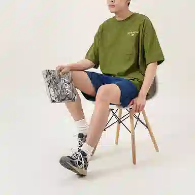 New Balance LogoT