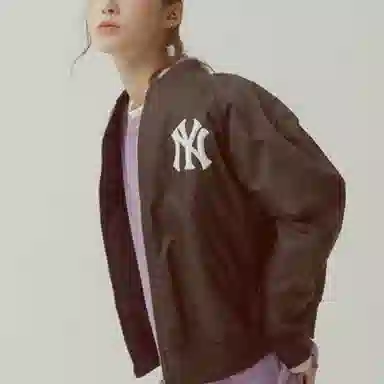 MLB Yankees Logo Zip Jacket Black