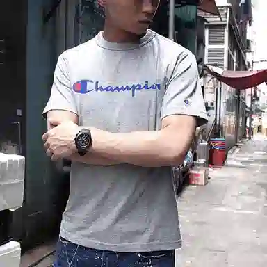 Champion T