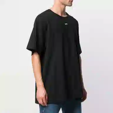 OFF-WHITE T