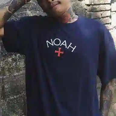 NOAH NYC Logo Tee Navy T