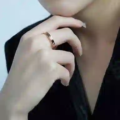 Tiffany & Co. Return to Tiffany Ring