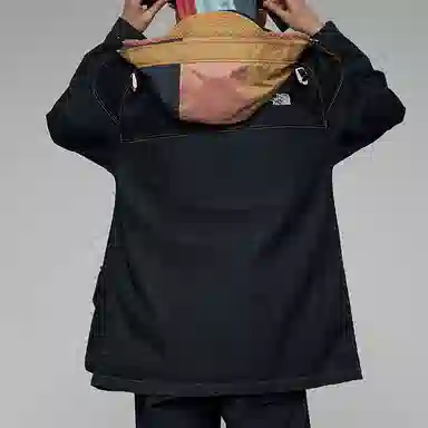 THE NORTH FACE UE Logo