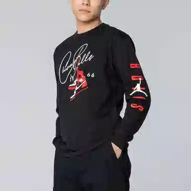 Jordan NBA Courtside Crewneck Tee