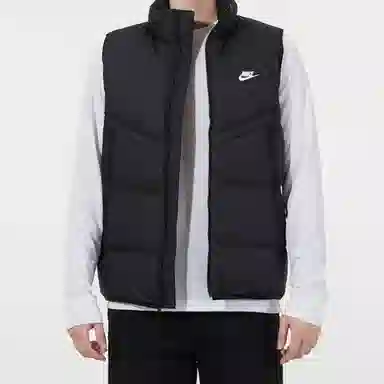 Nike Sportswear Storm-FIT Windrunner Logo