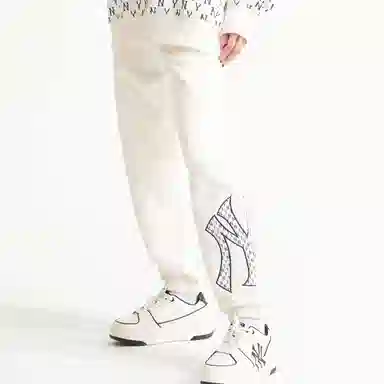 MLB Yankees Beige Joggers