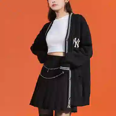 MLB FW22 LogoV