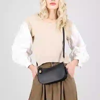 COACH Swinger 23 Black