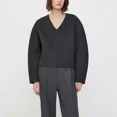 Toteme FW22 V-Neck Batwing Wool Sweater Gray