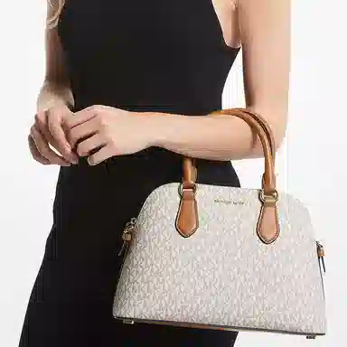 MICHAEL KORS MK Veronica Logo