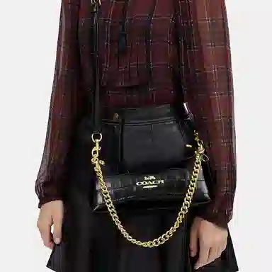 COACH Charlotte 25 Logo