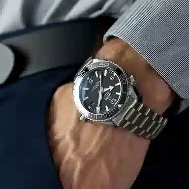 OMEGA 600 43.5mm 215.30.44.21.01.001