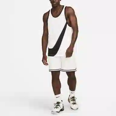 Nike Dri-Fit DNA Shorts