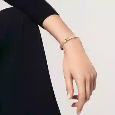 CHANEL COCO CRUSH 18K