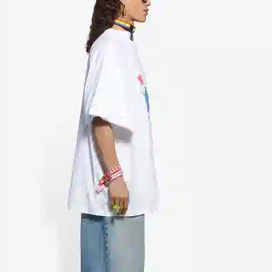 Balenciaga T