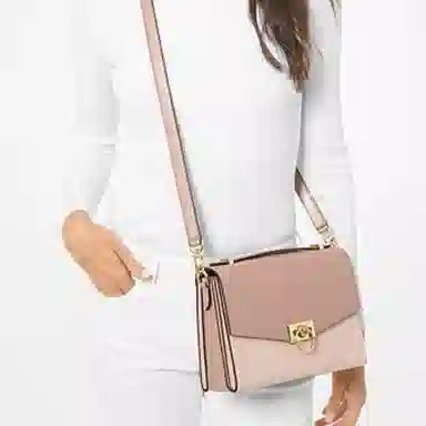 MICHAEL KORS MK Hendrix