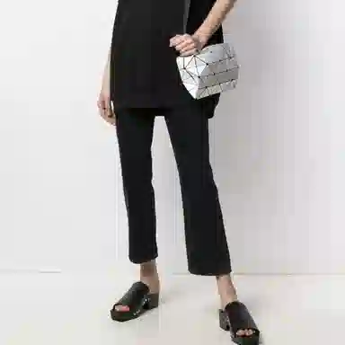 ISSEY MIYAKE SlashCarton