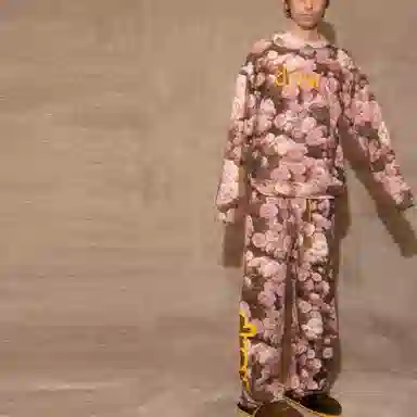 Drew House logo scribble crewneck roses