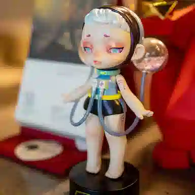TOYCITY LAURA 14cm