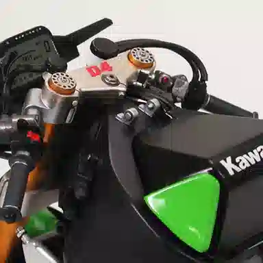 112 SCALE Kawasaki Ninja ZX-RR