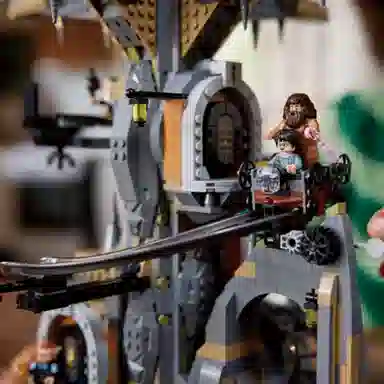 LEGO Harry Potter Gringotts Wizarding Bank Collectors Edition 76417