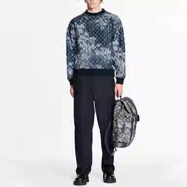 LOUIS VUITTON LV logo