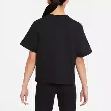 Nike Sportswear LogoT