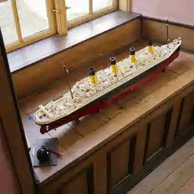 LEGO Icons Titanic 10294