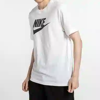 Nike Sportswear Classic Logo Tee