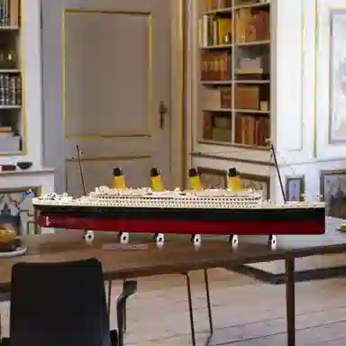 LEGO Icons Titanic 10294