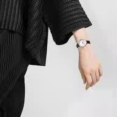 ISSEY MIYAKE 38mm NYAR702Y