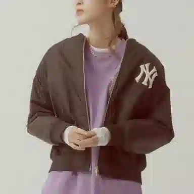 MLB Yankees Logo Zip Jacket Black